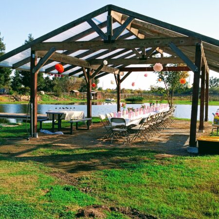 Day Use Area Picnic : The Boathouse